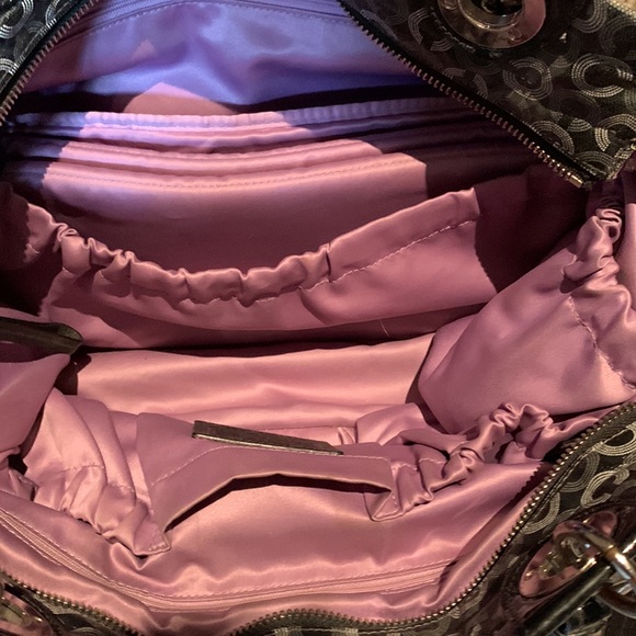 XL COACH leather logo handbag full of  pockets inside and out. LIKE BRAND NEW! - Picture 4 of 15